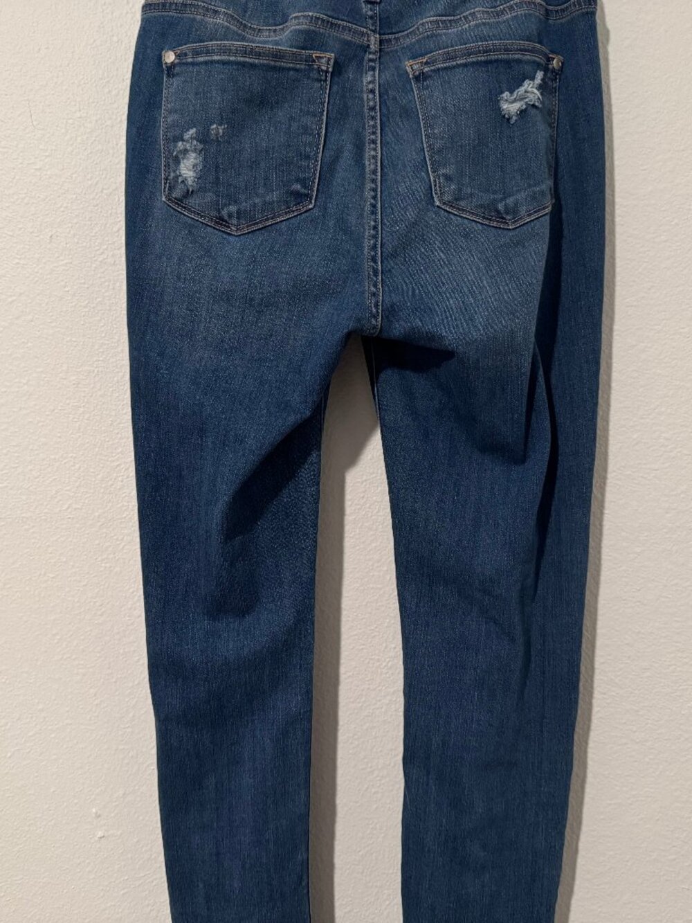 Judy Blue High Rise Button Fly Destructed Medium Wash Jeans Size 7/28 (28x32) - Picture 8 of 13